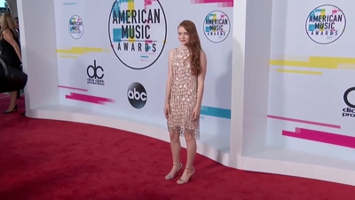 2017-11-19_-_2017_American_Music_Awards_2_mp44799.jpg