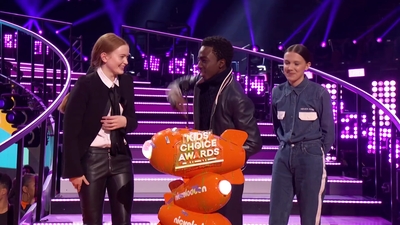 2018-03-24_-_Kids_Choice_Awards_1_mp45575.jpg