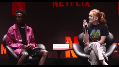 2018-12-10_-_Stranger_Things_Press_Conference_in_Brazil_mp40293.jpg