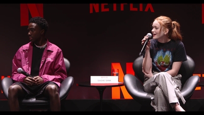 2018-12-10_-_Stranger_Things_Press_Conference_in_Brazil_mp40294.jpg