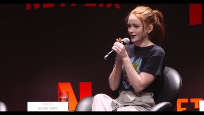 2018-12-10_-_Stranger_Things_Press_Conference_in_Brazil_mp40322.jpg