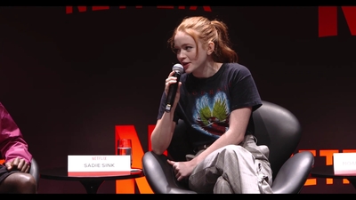 2018-12-10_-_Stranger_Things_Press_Conference_in_Brazil_mp40406.jpg