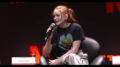 2018-12-10_-_Stranger_Things_Press_Conference_in_Brazil_mp40408.jpg