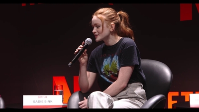 2018-12-10_-_Stranger_Things_Press_Conference_in_Brazil_mp40412.jpg