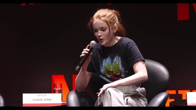 2018-12-10_-_Stranger_Things_Press_Conference_in_Brazil_mp40413.jpg