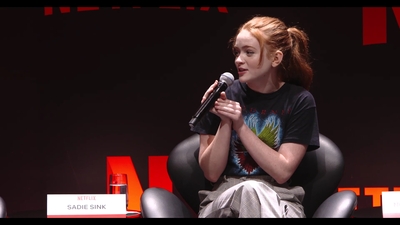 2018-12-10_-_Stranger_Things_Press_Conference_in_Brazil_mp40424.jpg