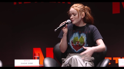 2018-12-10_-_Stranger_Things_Press_Conference_in_Brazil_mp40428.jpg