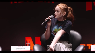 2018-12-10_-_Stranger_Things_Press_Conference_in_Brazil_mp40429.jpg