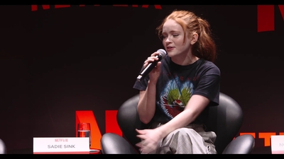 2018-12-10_-_Stranger_Things_Press_Conference_in_Brazil_mp40434.jpg