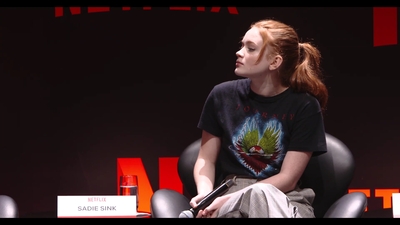 2018-12-10_-_Stranger_Things_Press_Conference_in_Brazil_mp40458.jpg
