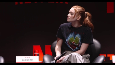 2018-12-10_-_Stranger_Things_Press_Conference_in_Brazil_mp40459.jpg