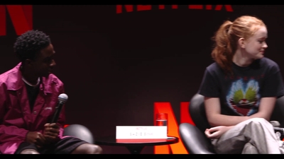 2018-12-10_-_Stranger_Things_Press_Conference_in_Brazil_mp40482.jpg