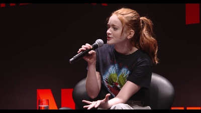 2018-12-10_-_Stranger_Things_Press_Conference_in_Brazil_mp40561.jpg