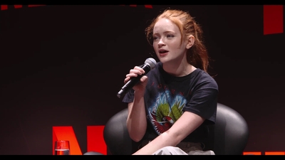 2018-12-10_-_Stranger_Things_Press_Conference_in_Brazil_mp40562.jpg