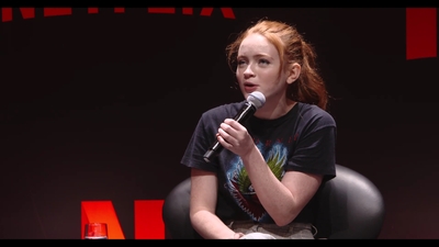 2018-12-10_-_Stranger_Things_Press_Conference_in_Brazil_mp40573.jpg