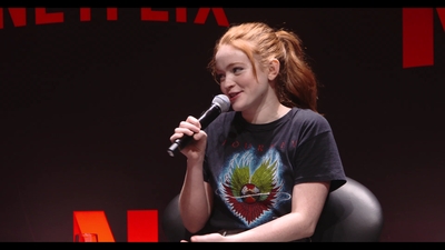 2018-12-10_-_Stranger_Things_Press_Conference_in_Brazil_mp40693.jpg