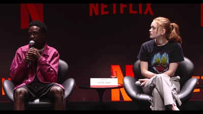 2018-12-10_-_Stranger_Things_Press_Conference_in_Brazil_mp40728.jpg