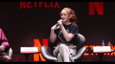 2018-12-10_-_Stranger_Things_Press_Conference_in_Brazil_mp40813.jpg