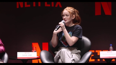 2018-12-10_-_Stranger_Things_Press_Conference_in_Brazil_mp40814.jpg