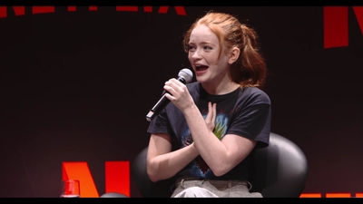 2018-12-10_-_Stranger_Things_Press_Conference_in_Brazil_mp40817.jpg
