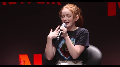 2018-12-10_-_Stranger_Things_Press_Conference_in_Brazil_mp40818.jpg