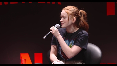 2018-12-10_-_Stranger_Things_Press_Conference_in_Brazil_mp40830.jpg