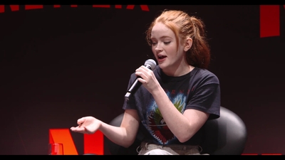 2018-12-10_-_Stranger_Things_Press_Conference_in_Brazil_mp40835.jpg