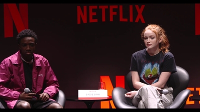 2018-12-10_-_Stranger_Things_Press_Conference_in_Brazil_mp40964.jpg
