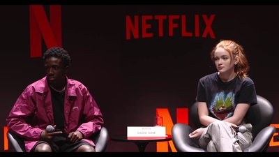 2018-12-10_-_Stranger_Things_Press_Conference_in_Brazil_mp40965.jpg