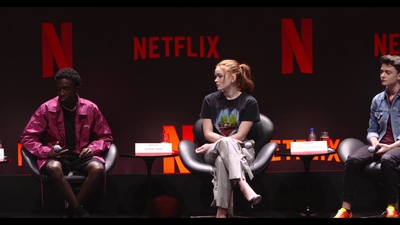 2018-12-10_-_Stranger_Things_Press_Conference_in_Brazil_mp40990.jpg