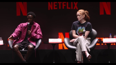2018-12-10_-_Stranger_Things_Press_Conference_in_Brazil_mp41001.jpg