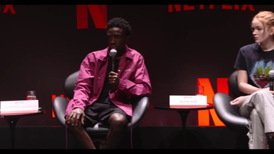 2018-12-10_-_Stranger_Things_Press_Conference_in_Brazil_mp41002.jpg