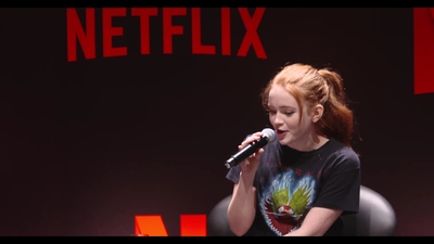 2018-12-10_-_Stranger_Things_Press_Conference_in_Brazil_mp41076.jpg