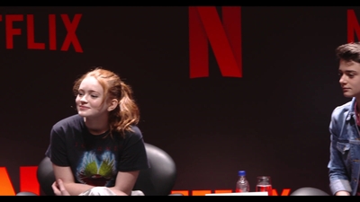 2018-12-10_-_Stranger_Things_Press_Conference_in_Brazil_mp41121.jpg