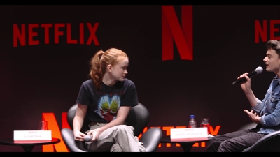 2018-12-10_-_Stranger_Things_Press_Conference_in_Brazil_mp41199.jpg