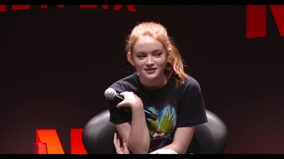2018-12-10_-_Stranger_Things_Press_Conference_in_Brazil_mp41245.jpg