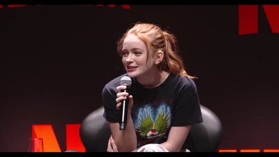 2018-12-10_-_Stranger_Things_Press_Conference_in_Brazil_mp41250.jpg