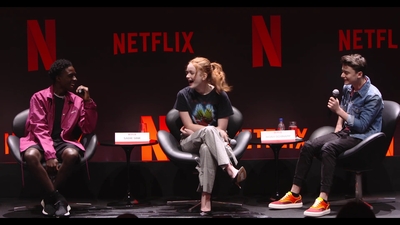 2018-12-10_-_Stranger_Things_Press_Conference_in_Brazil_mp41269.jpg