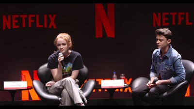2018-12-10_-_Stranger_Things_Press_Conference_in_Brazil_mp41316.jpg
