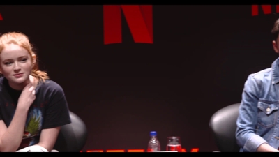 2018-12-10_-_Stranger_Things_Press_Conference_in_Brazil_mp41406.jpg