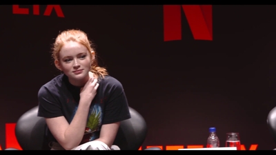 2018-12-10_-_Stranger_Things_Press_Conference_in_Brazil_mp41407.jpg