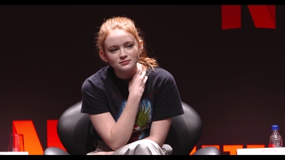 2018-12-10_-_Stranger_Things_Press_Conference_in_Brazil_mp41409.jpg