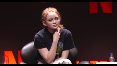 2018-12-10_-_Stranger_Things_Press_Conference_in_Brazil_mp41415.jpg
