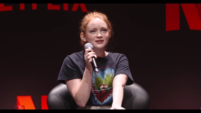2018-12-10_-_Stranger_Things_Press_Conference_in_Brazil_mp41453.jpg