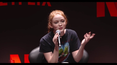 2018-12-10_-_Stranger_Things_Press_Conference_in_Brazil_mp41467.jpg