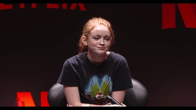 2018-12-10_-_Stranger_Things_Press_Conference_in_Brazil_mp41469.jpg