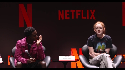 2018-12-10_-_Stranger_Things_Press_Conference_in_Brazil_mp41523.jpg