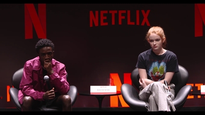 2018-12-10_-_Stranger_Things_Press_Conference_in_Brazil_mp41538.jpg