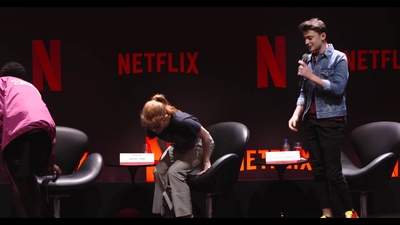 2018-12-10_-_Stranger_Things_Press_Conference_in_Brazil_mp41621.jpg
