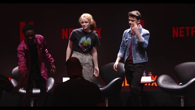 2018-12-10_-_Stranger_Things_Press_Conference_in_Brazil_mp41625.jpg